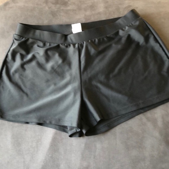 beach diva swim shorts